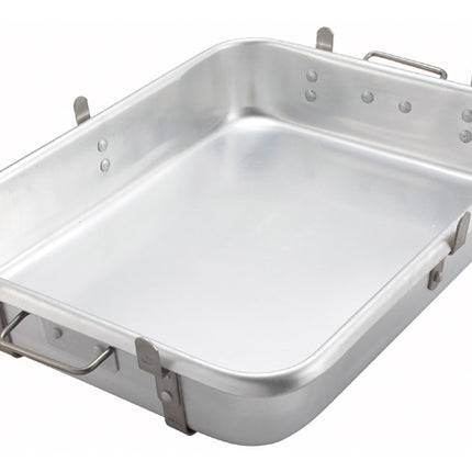 Winco ALRP-1824L Aluminum Roasting Pan with Straps, Handles, and Lugs (Bottom)