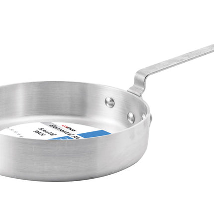 Winco ASET-3 3 Qt. Heavy-Duty Aluminum Saute Pan